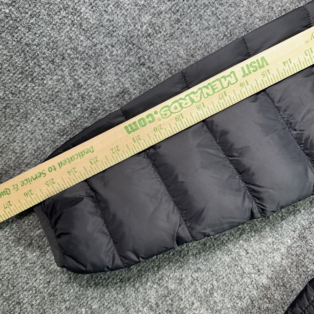Fabletics The Packable Nylon Puffer Jacket Men's Medium Black Lightweight - Picture 8 of 11